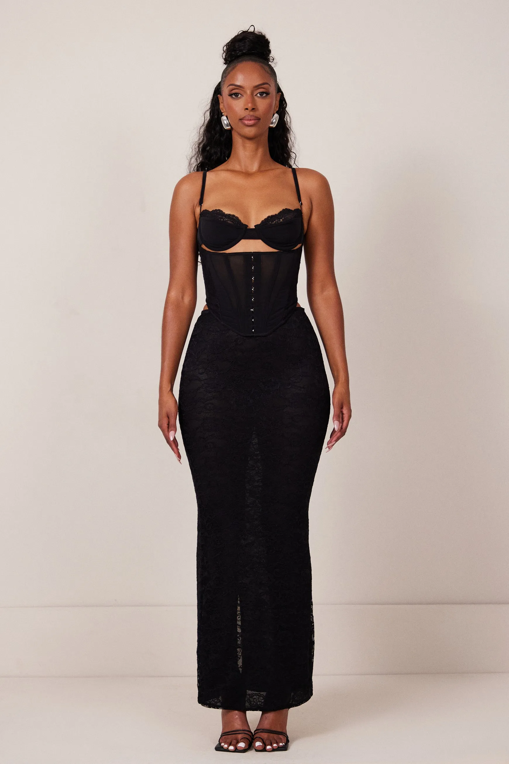 The Lace cup corset midaxi set - Black