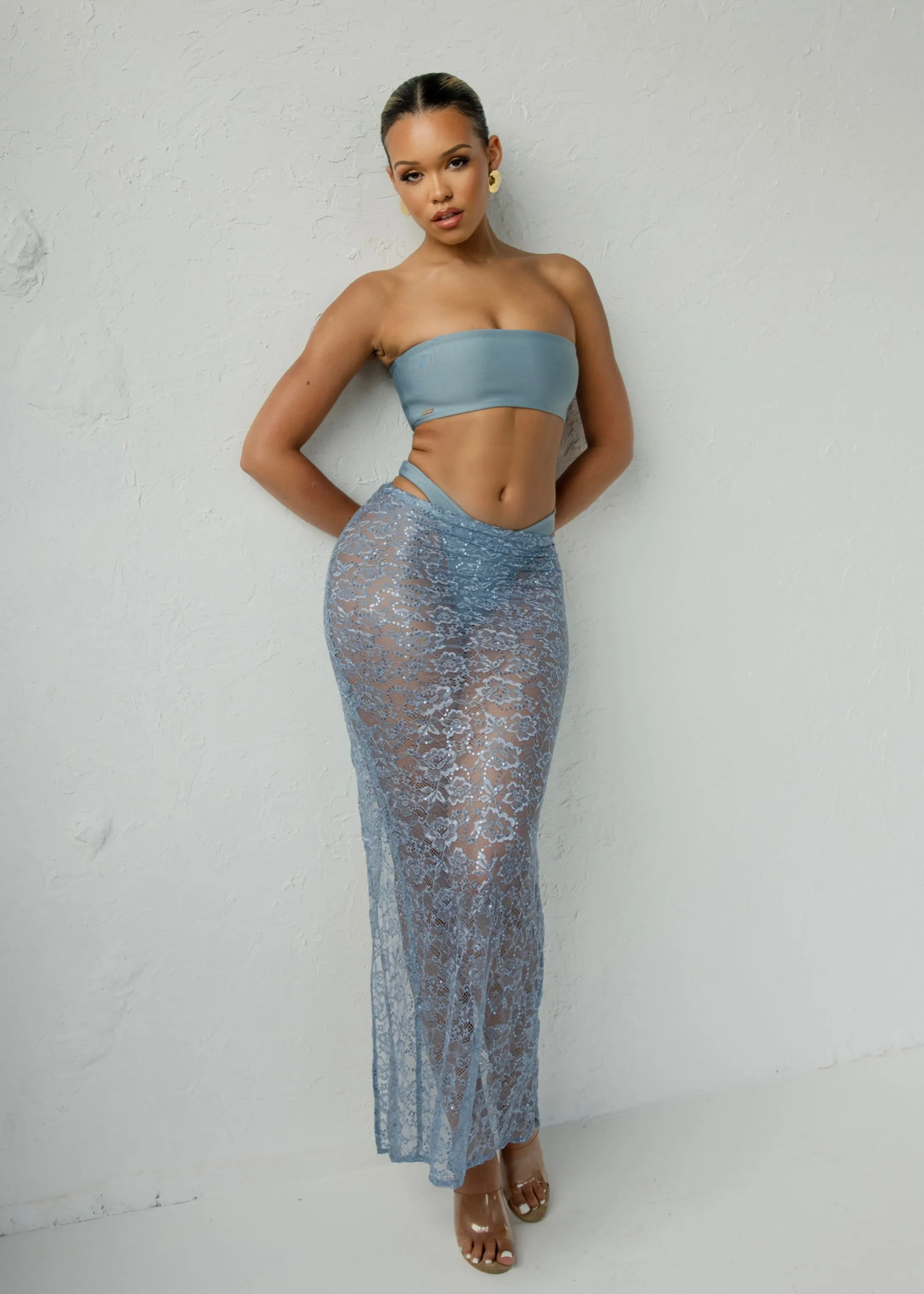 THE SEQUIN LACE SET BLUE