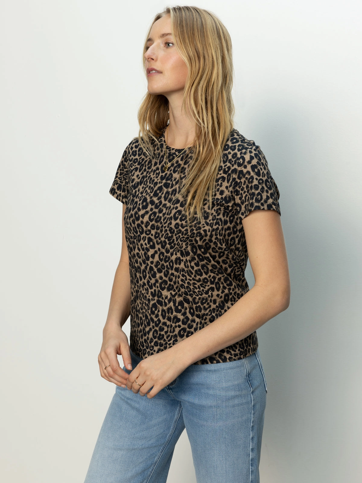 Relaxed and Comfy Zero Waste Production The Perfect Tee French Kitty