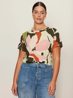 The Perfect Tee Reef Vibes Extended Sizing Compact Yarn Structure The Perfect Tee Reef Vibes Extended Sizing Layering Must-Have