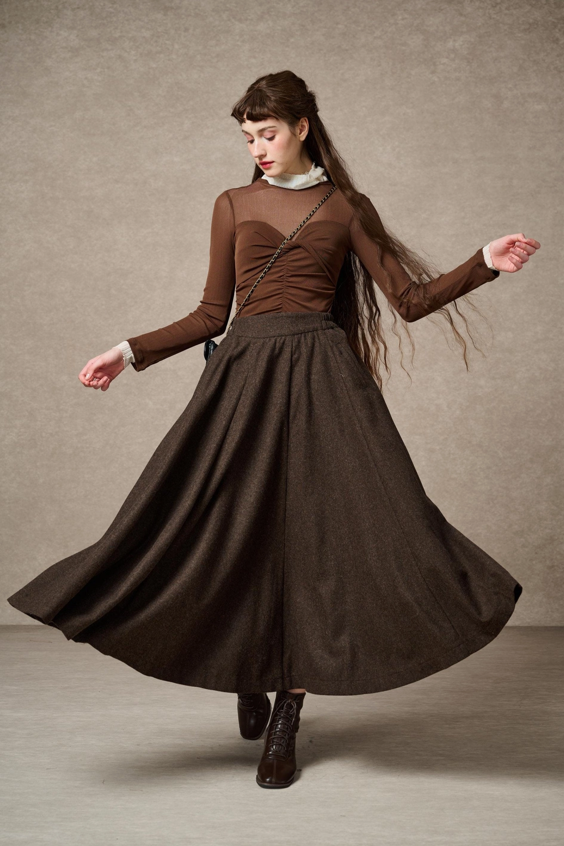 Double Layer Protection Effortless Layer The Soft Lawn 12 | Midi Wool Skirt