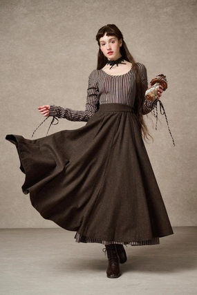 The Soft Lawn 12 | Midi Wool Skirt Grease Resistant Coating Reversible Layer CompressionResistant The Soft Lawn 12 | Midi Wool Skirt