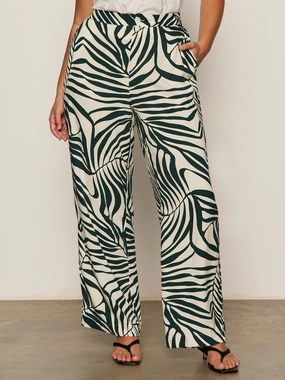 The Soft Trouser Green Oasis Extended Sizing Quick Adjust Fit Base Layer Flatlock Seams The Soft Trouser Green Oasis Extended Sizing