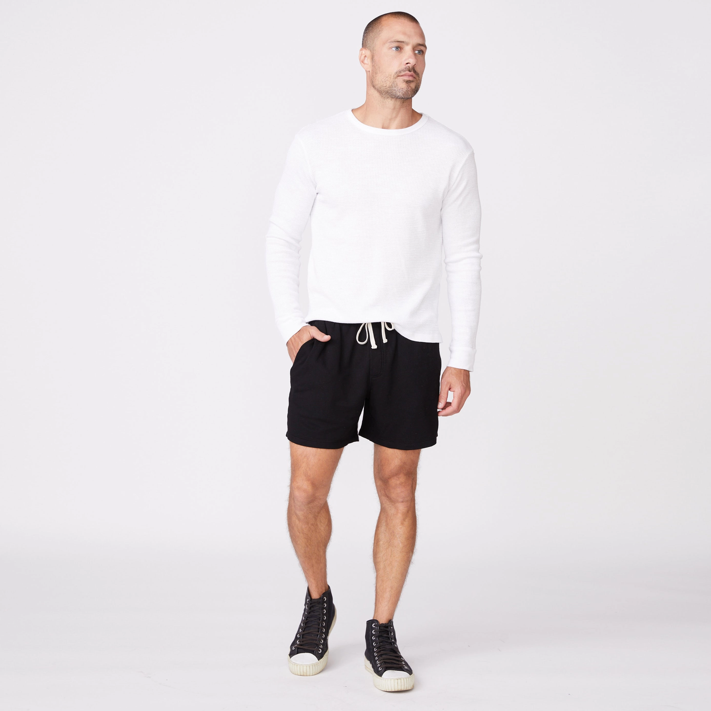 Thermal Long Sleeve Crew Everyday Look NonRestrictiveSilhouette