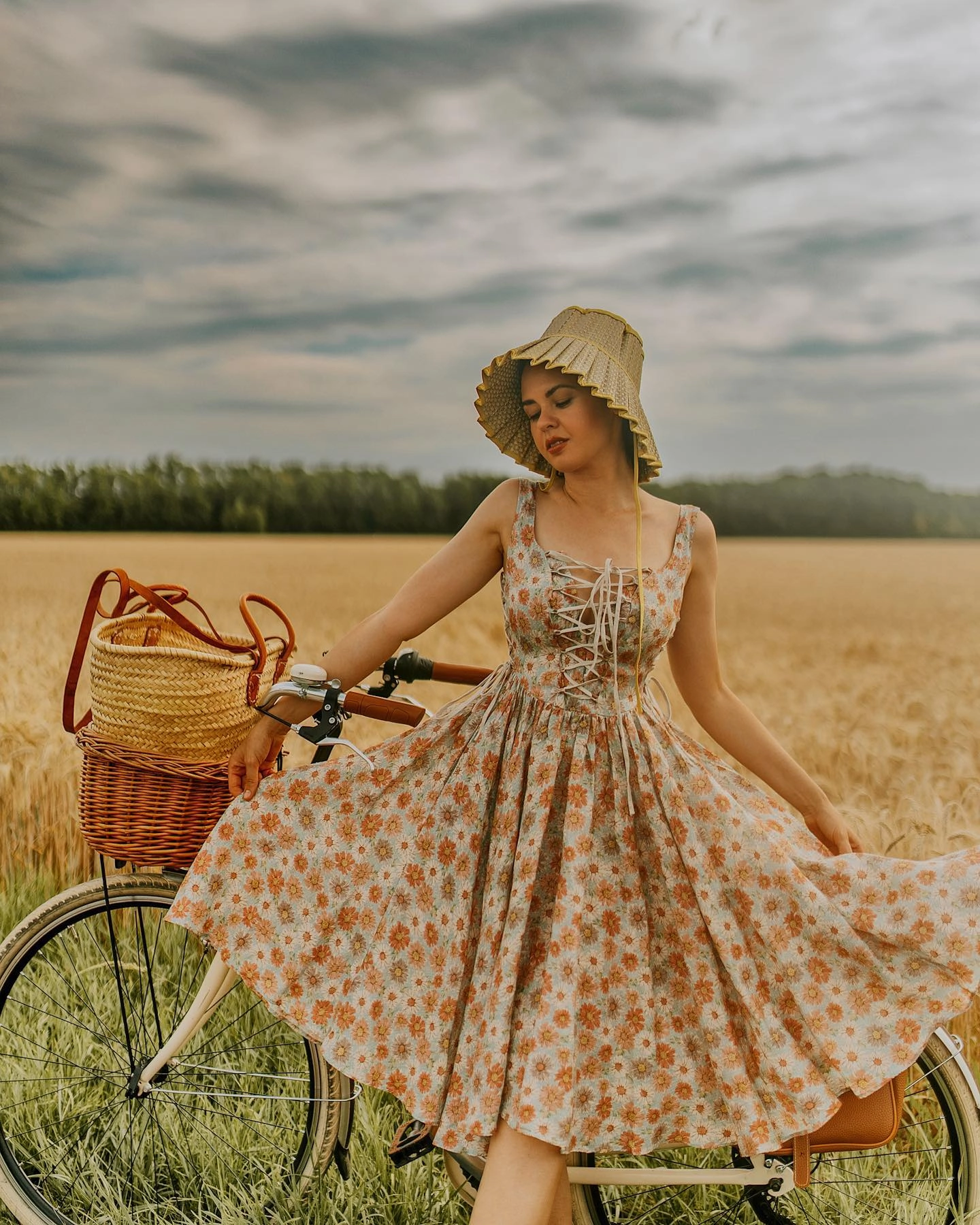 Heavyweight Durability Lightweight Comfort Adelia 17 | lace up daisy linen dress