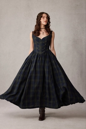 All Ground Thistle 26 |Vintage victorian corset dress with Metal Chain