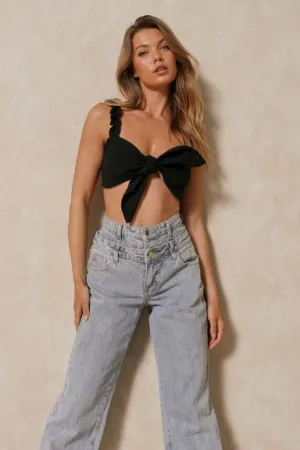 Tie Knot Front Sweetheart Crop Top In Black