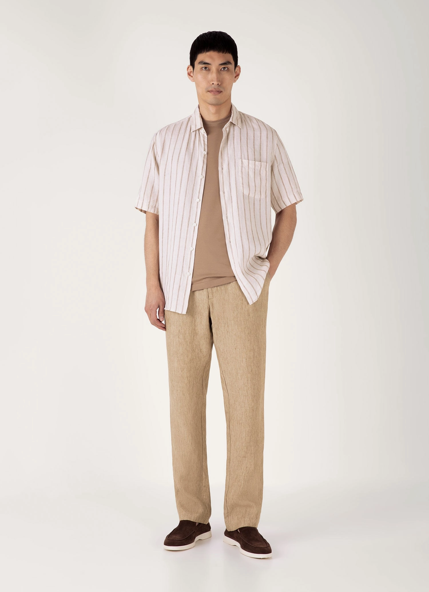 Breathable Layer Adjustable Hem Men's Classic T-shirt in Dune