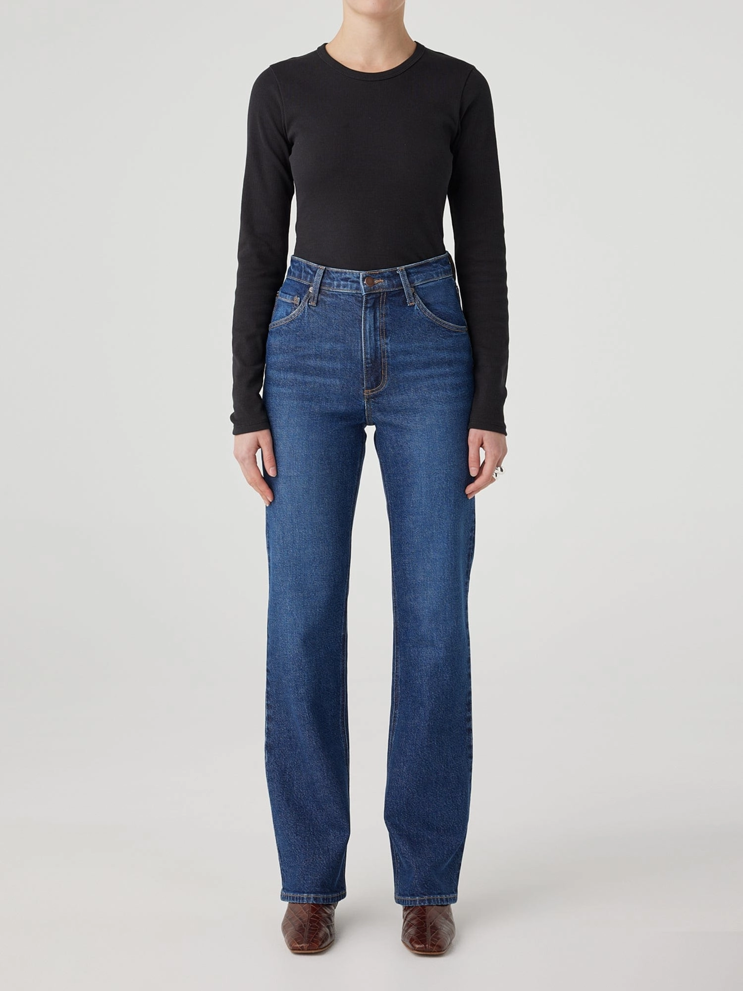 Loretta Jean Dark Steel Smart Style