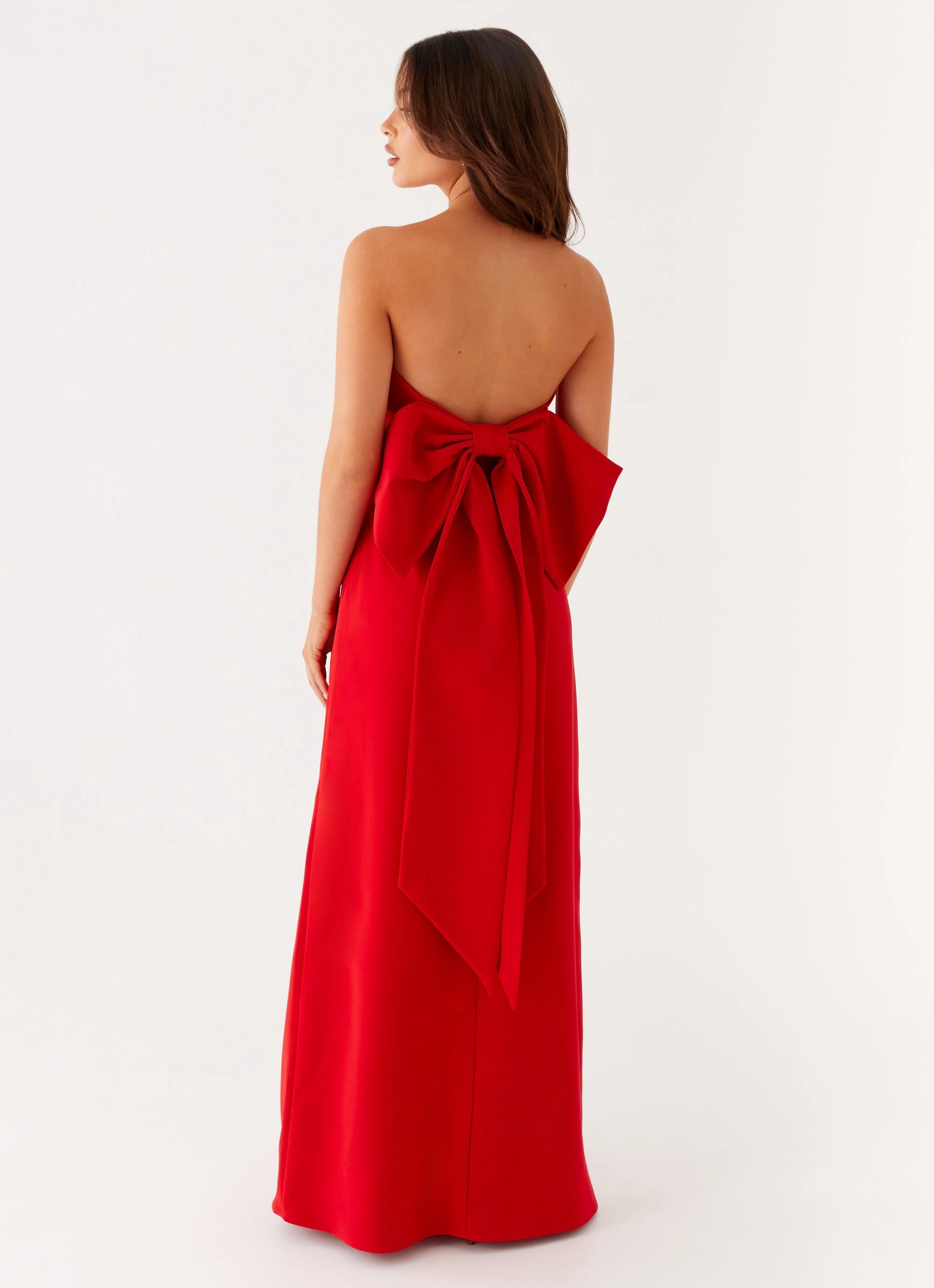 Meredith Maxi Dress - Red Fashionable outfit for outings Chic Tailoring Design