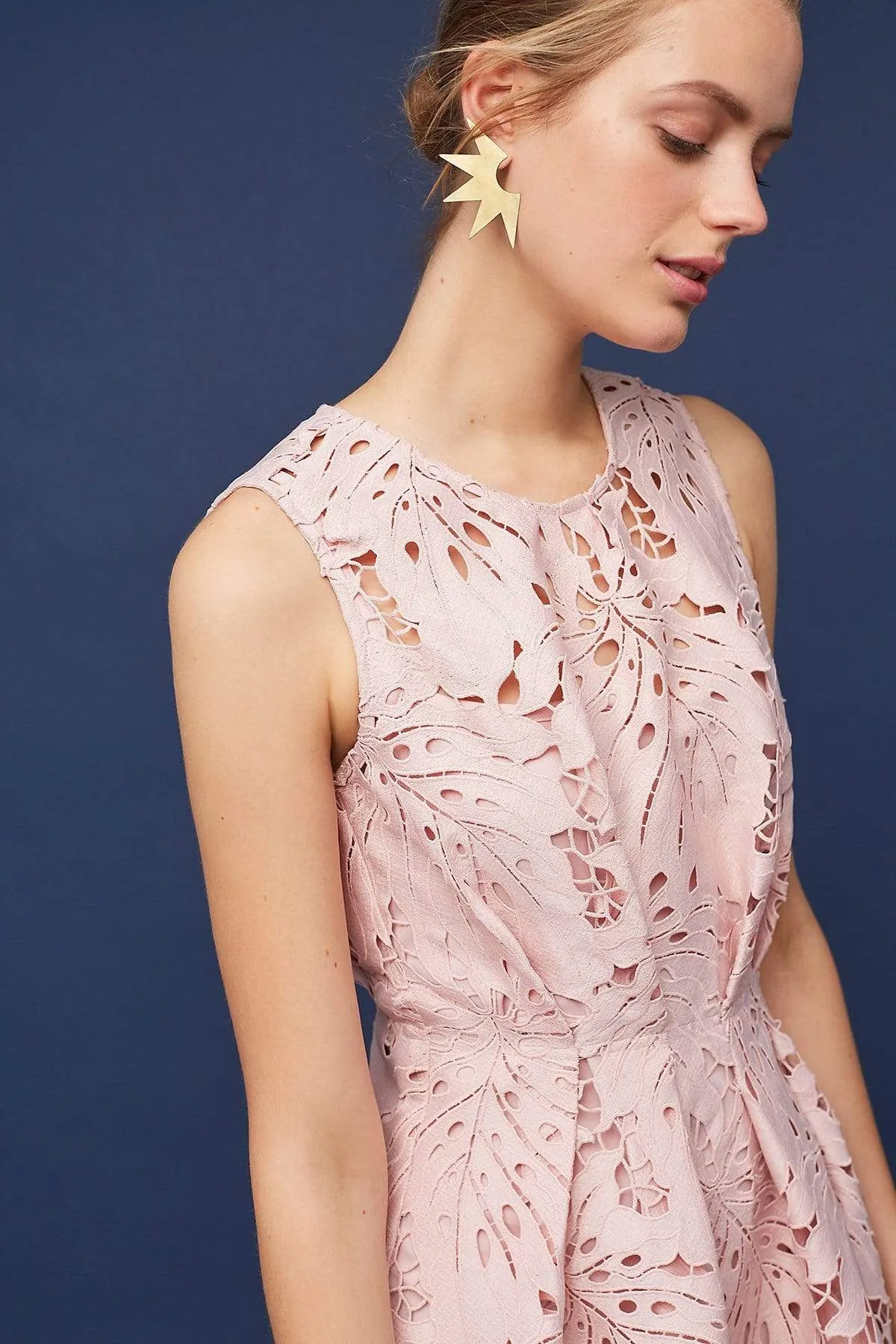 Layered Form Simple Ease Samantha Dress - Palm Lace in Blush