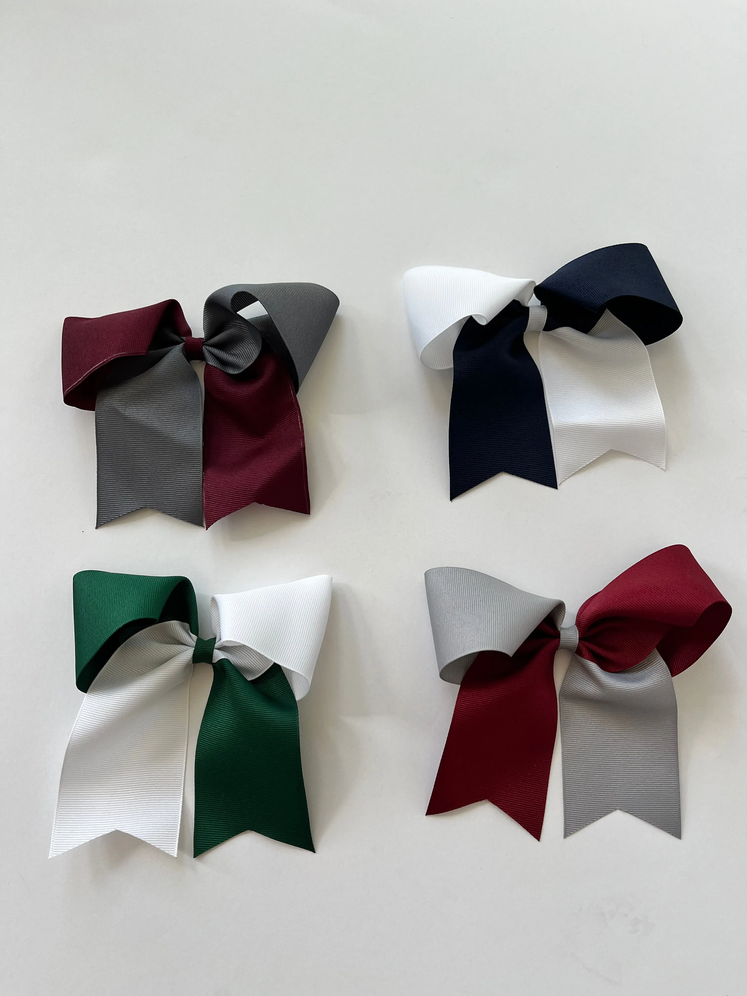 Two tone grosgrain cheer bow