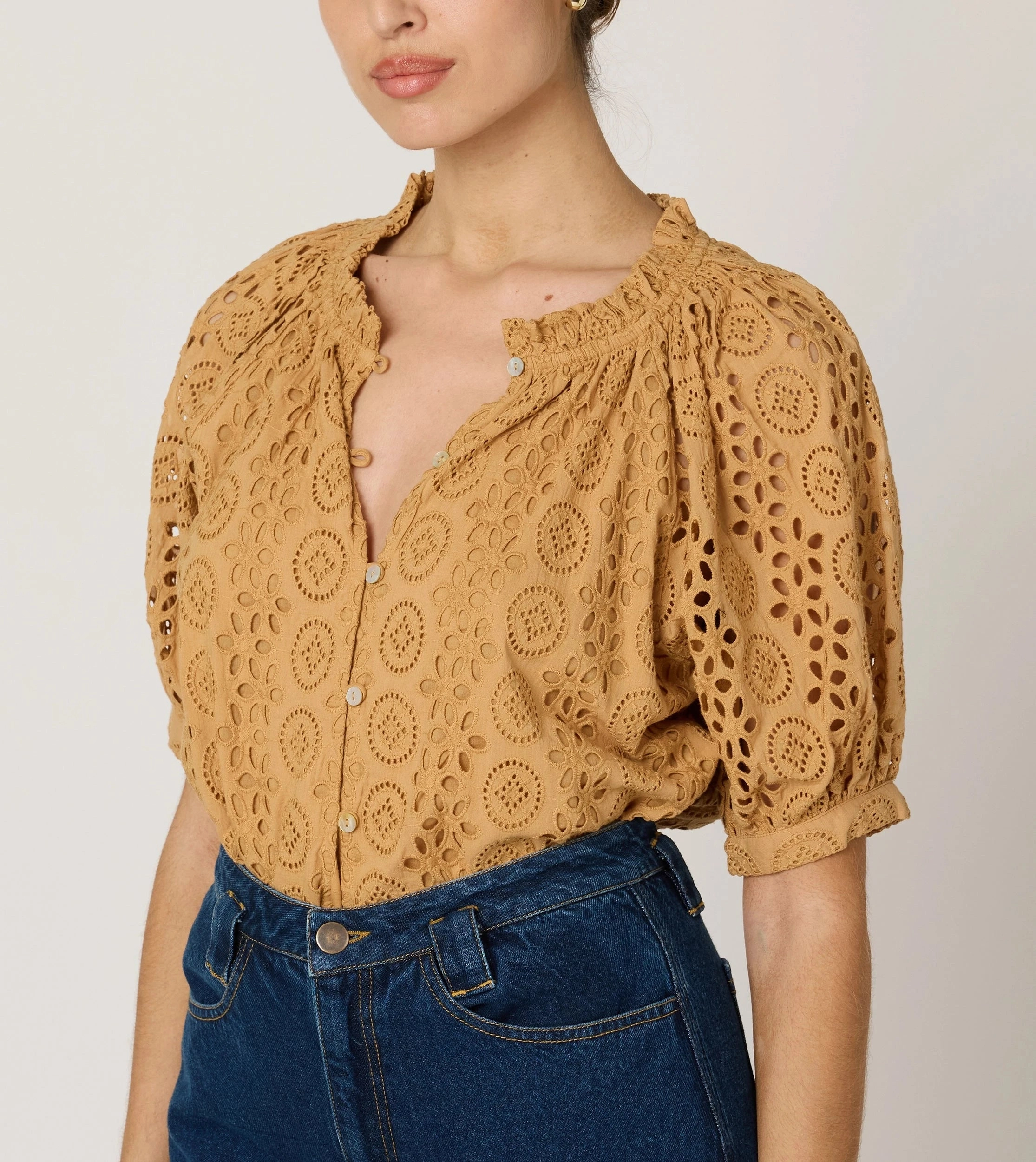 CushionedSupport Kate Blouse | Wheat