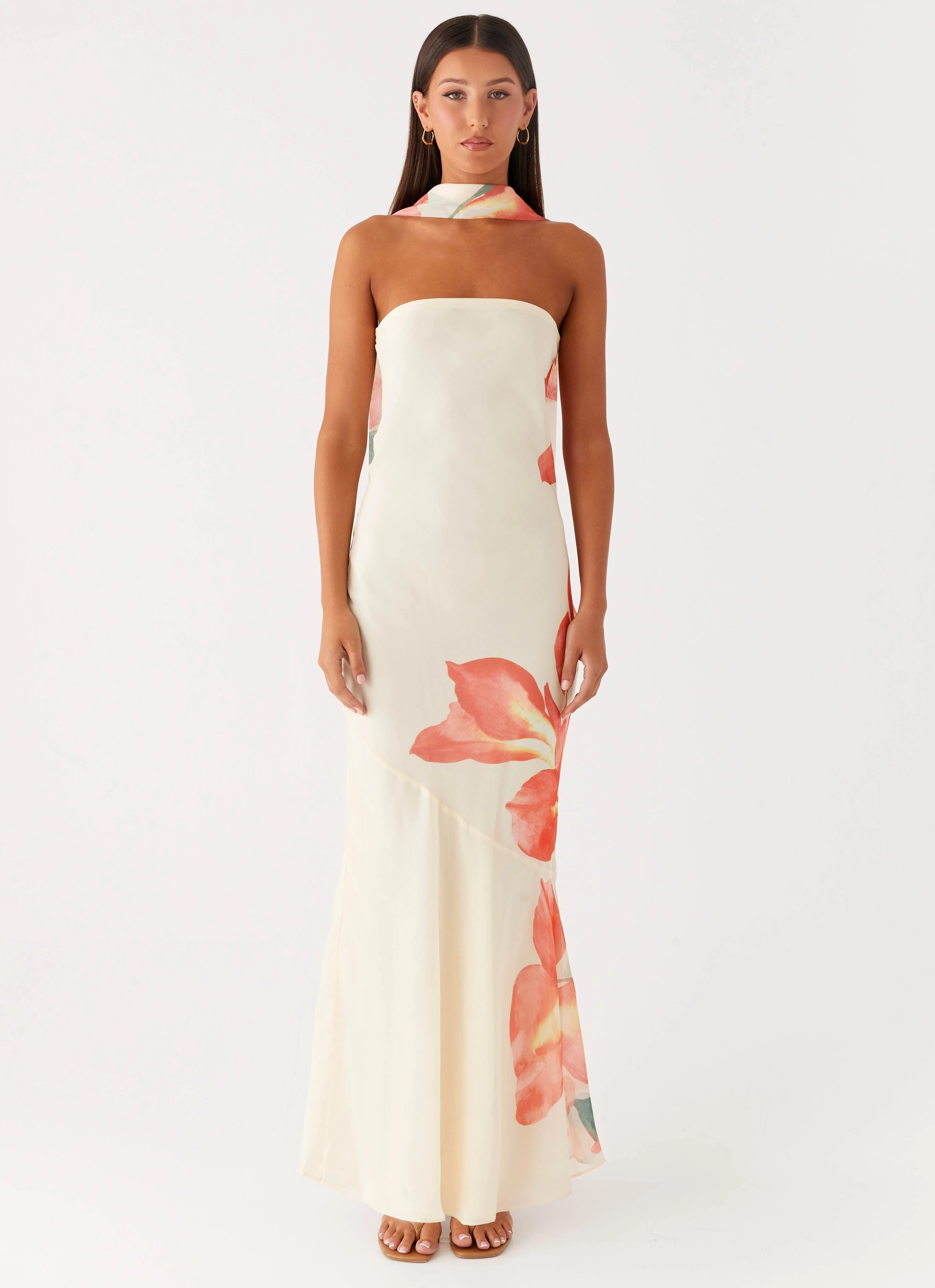 Under The Pagoda Maxi Dress - Siena Floral Trend Focused Mood Outfit Craftsmanship Focus
