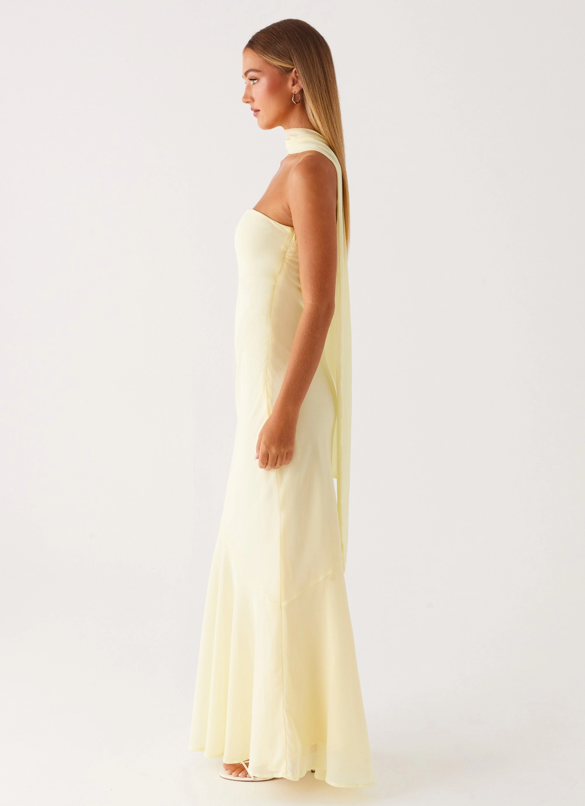 Under The Pagoda Maxi Dress - Yellow Summer Ready Crisp Finish