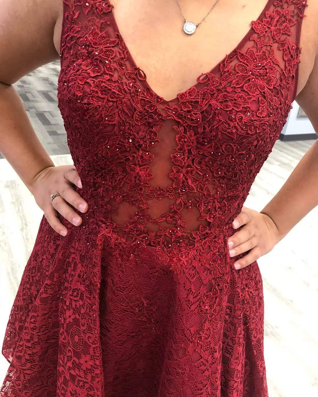 Unique Lace V-neck Neckline Short A-line Homecoming Dresses HD244