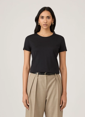Urban Streetwear Women's Classic T-shirt in Black Breathable apparel Women's Classic T-shirt in Black