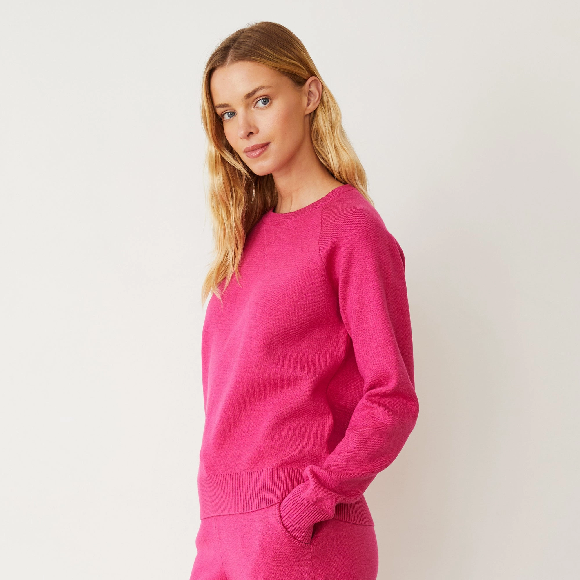 Soft Knit Raglan Sweater Four Way Stretch Material