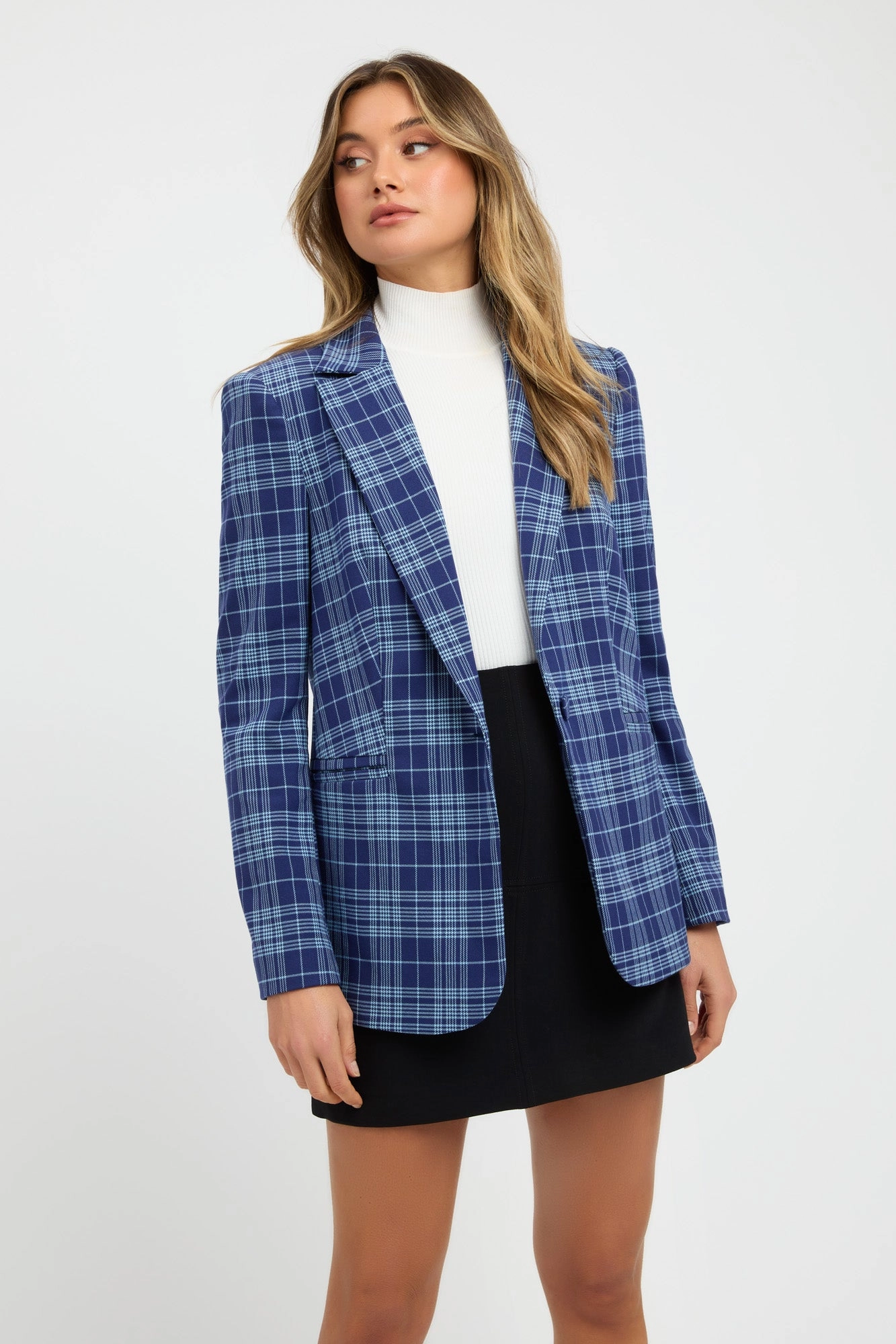 Verona Oversized Blazer Adjustable Cuffs Document