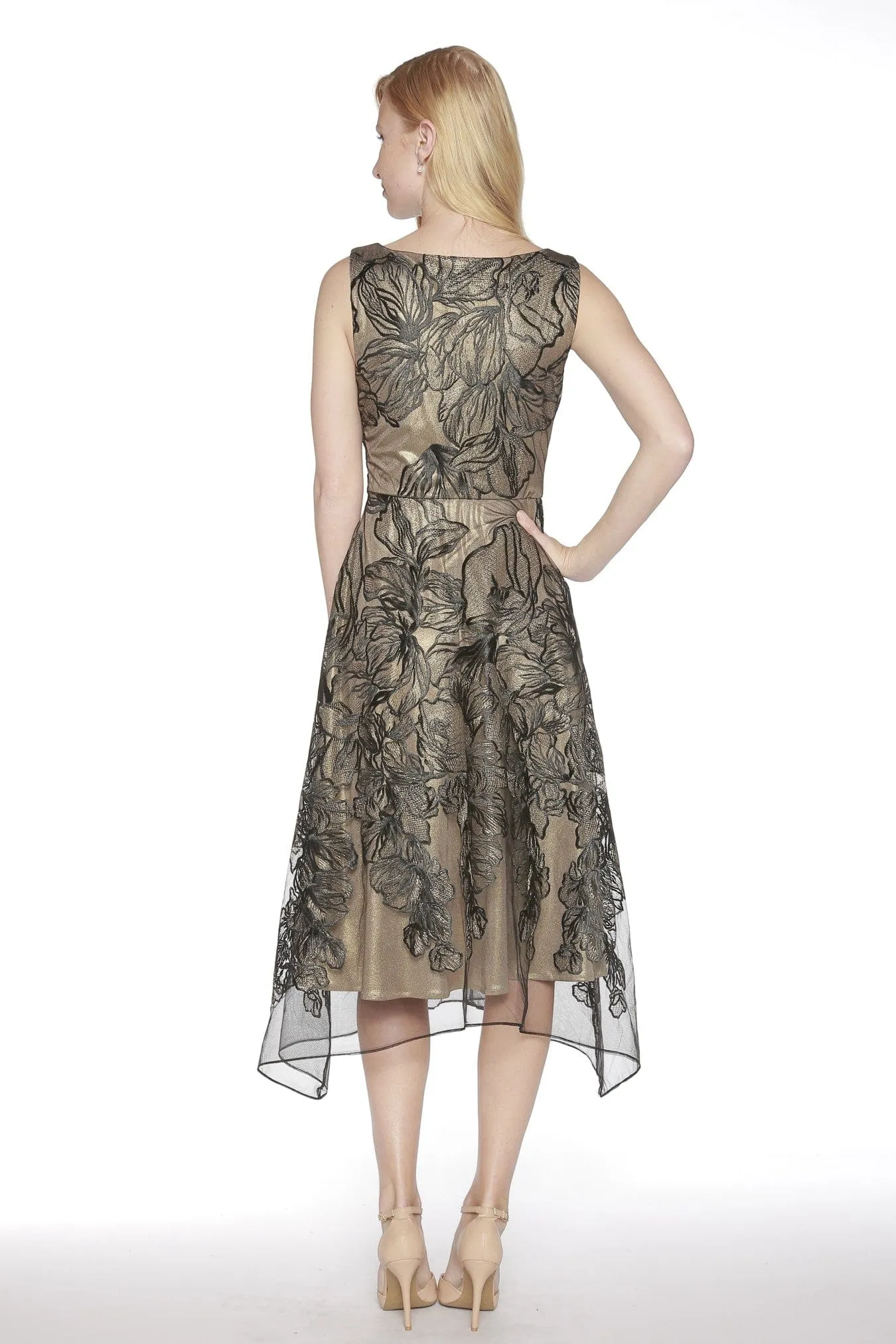 Comfortable casual dress Devora Dress - Black and Gold