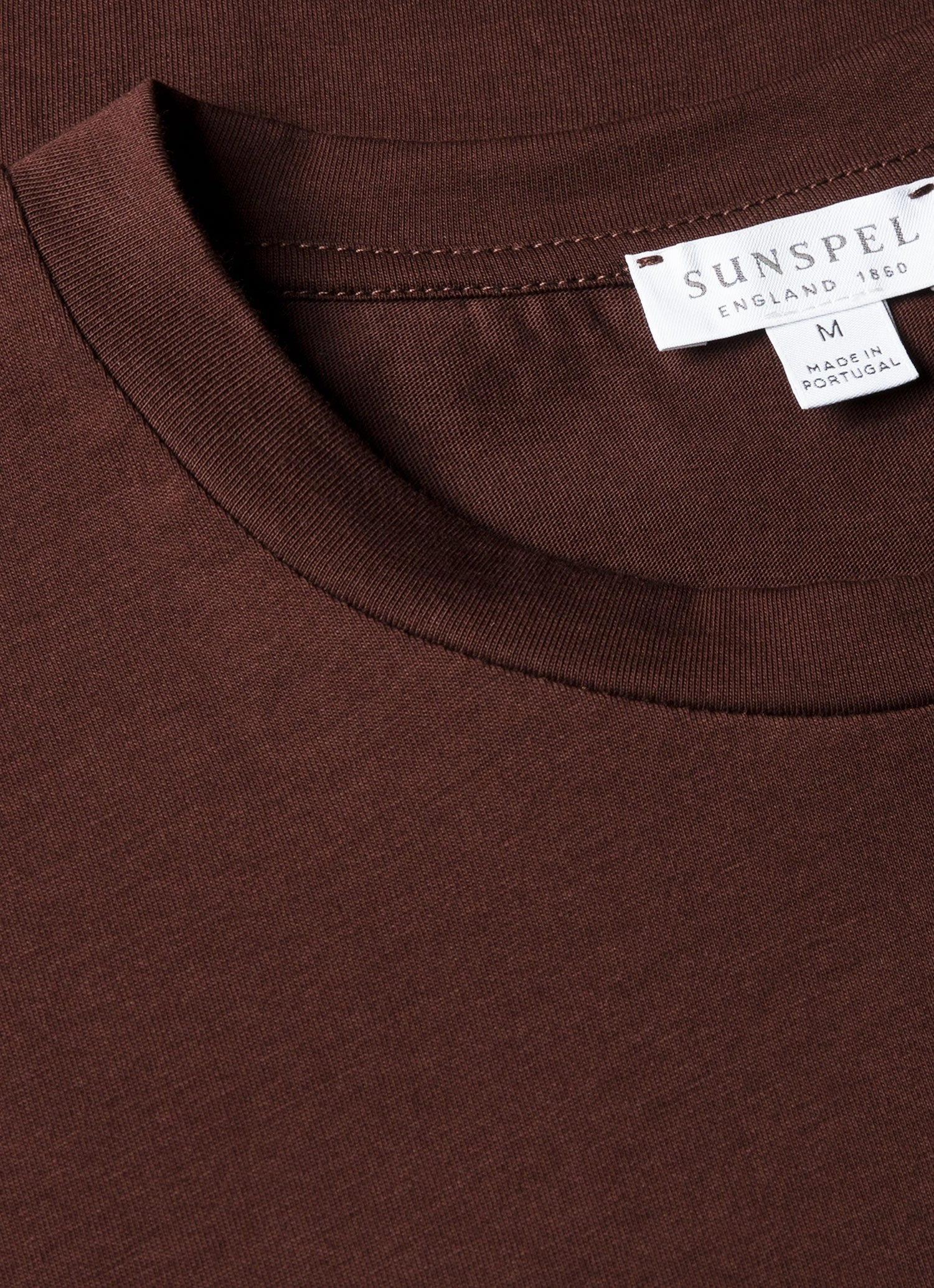 Sporty Stretch Fit Men's Riviera Midweight T-shirt in Bakelite