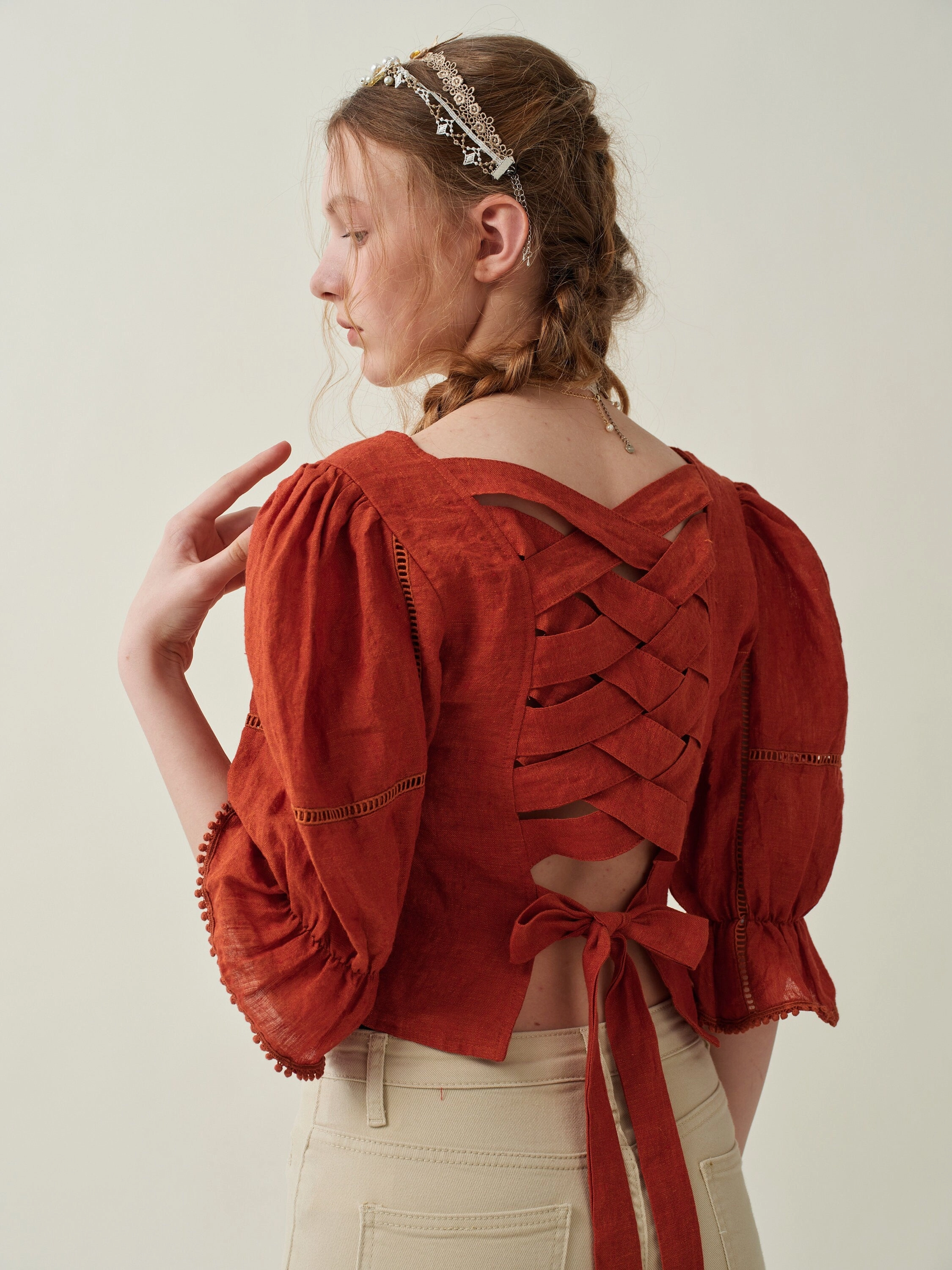 Vetiver 33 | Cross back linen blouse top Outdoor Trip Hypoallergenic Textile