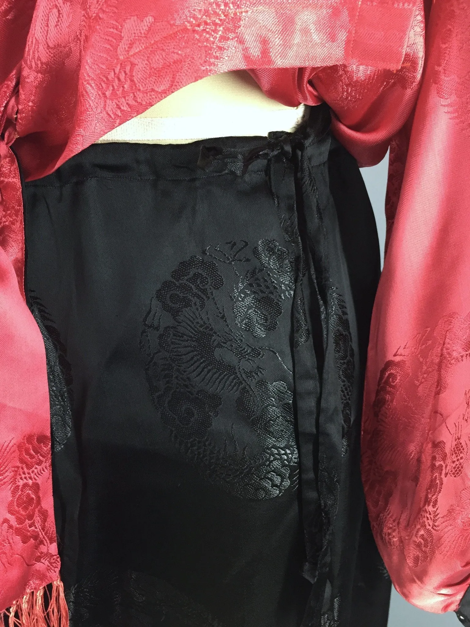 Vintage 1930s Silk Pajamas Set / Rose Red & Black Asian /  Fits L to XXL