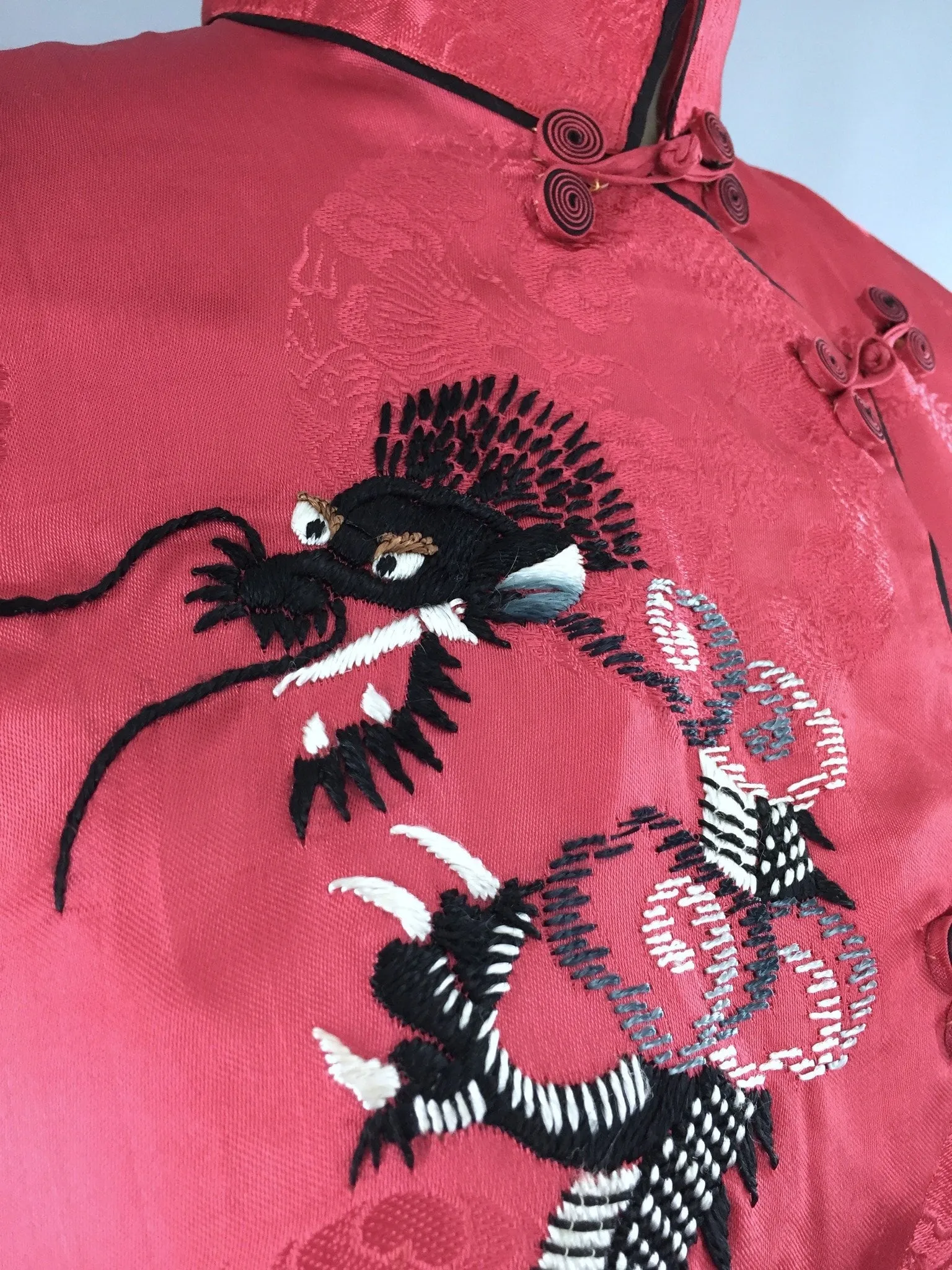 Vintage 1930s Silk Pajamas Set / Rose Red & Black Asian /  Fits L to XXL