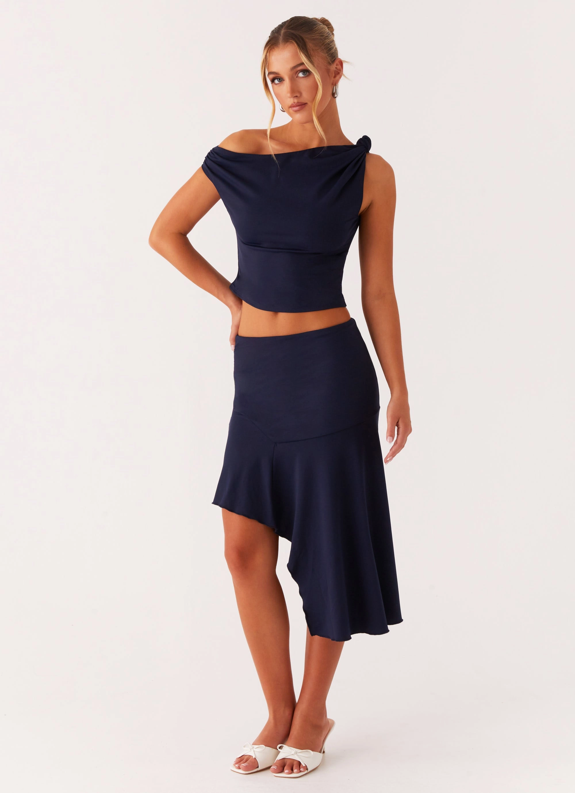 Modular Pocket Layout Viola Twist Shoulder Top - Navy