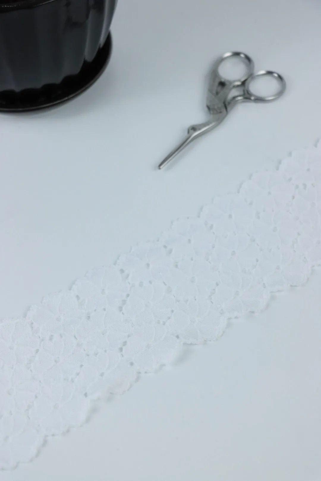 White 2.5" Wide Stretch Lace