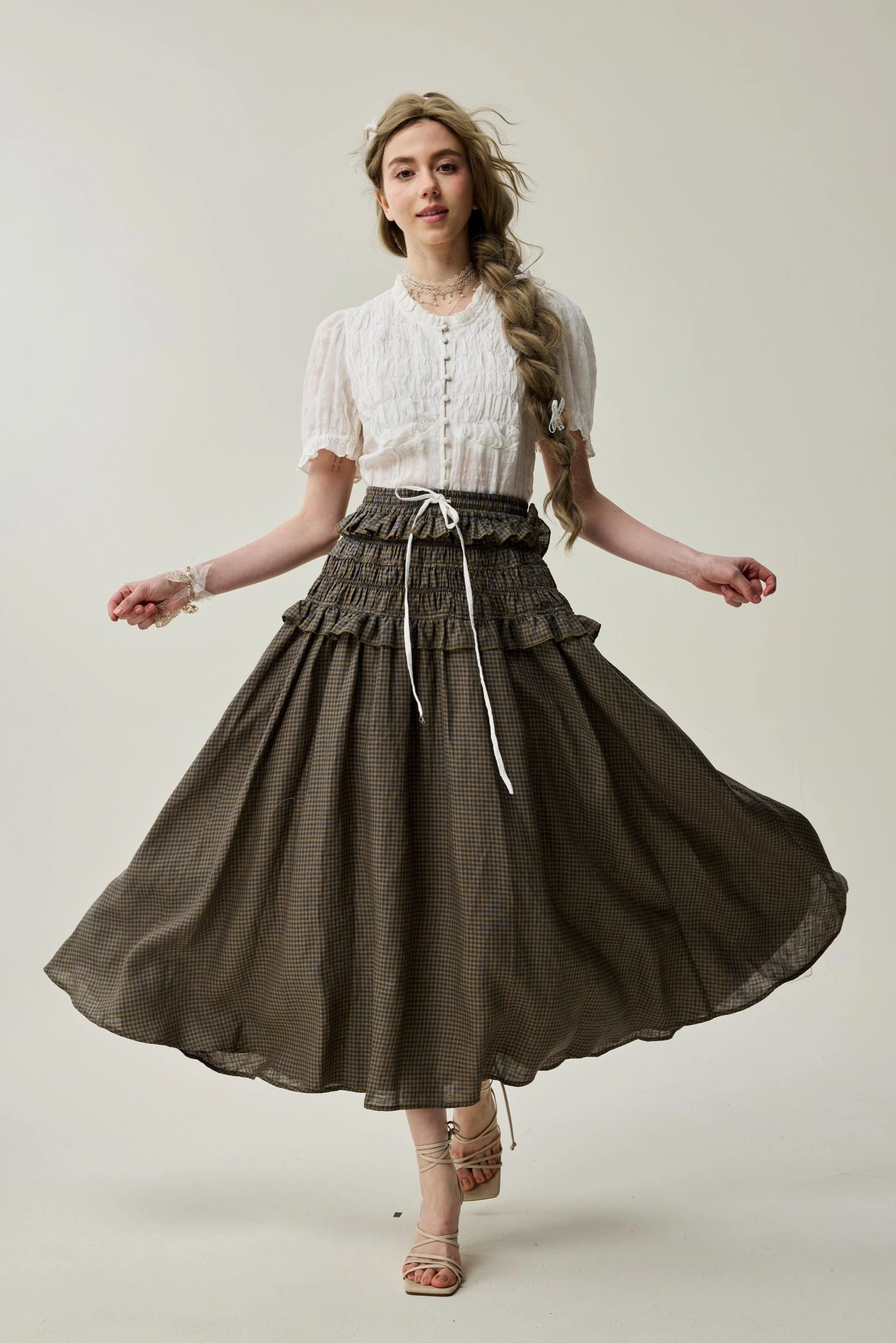 Wind 33 | Ruffled linen skirt Compact Packable Smooth Finish