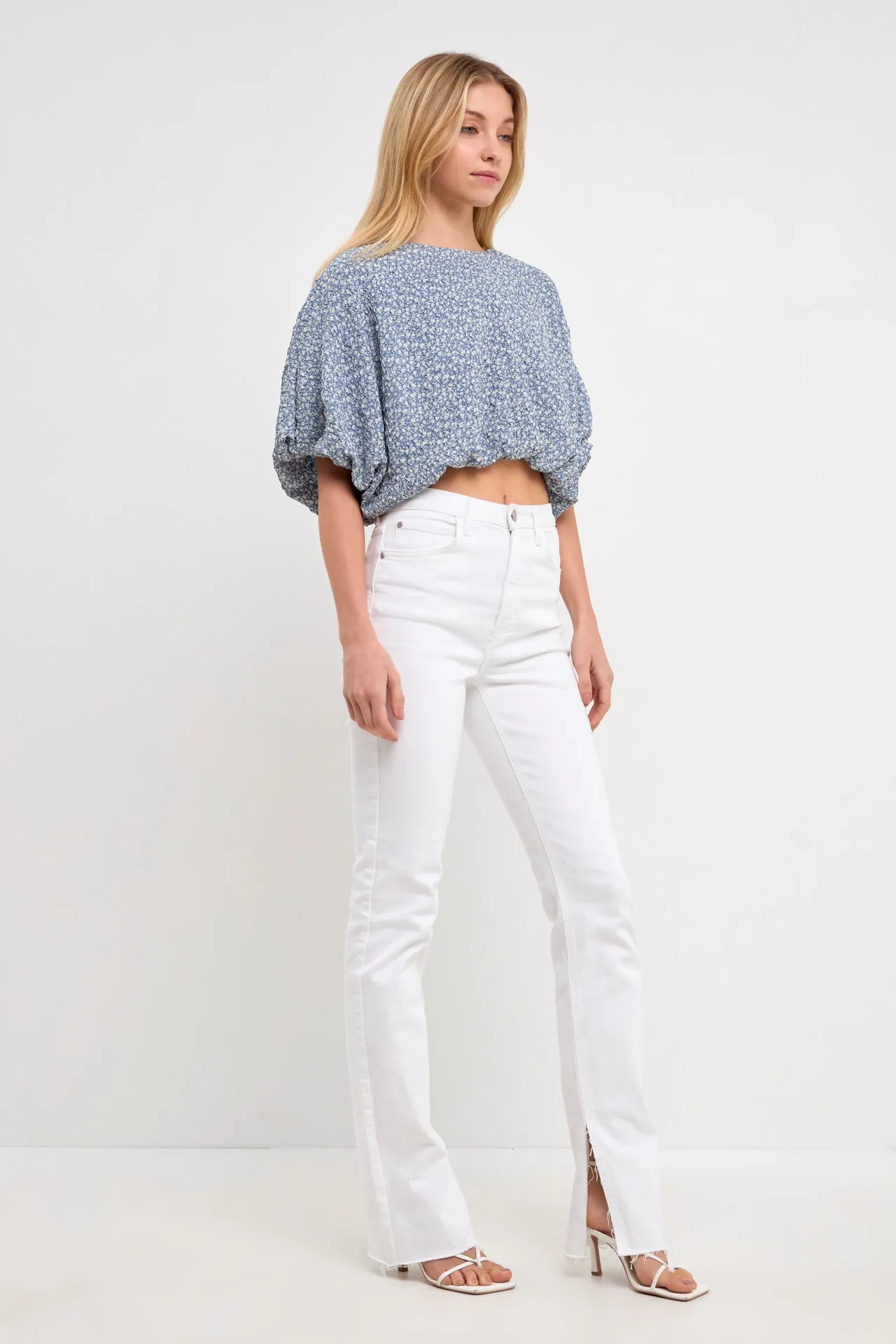 Women Woven Cropped Puff Blouse