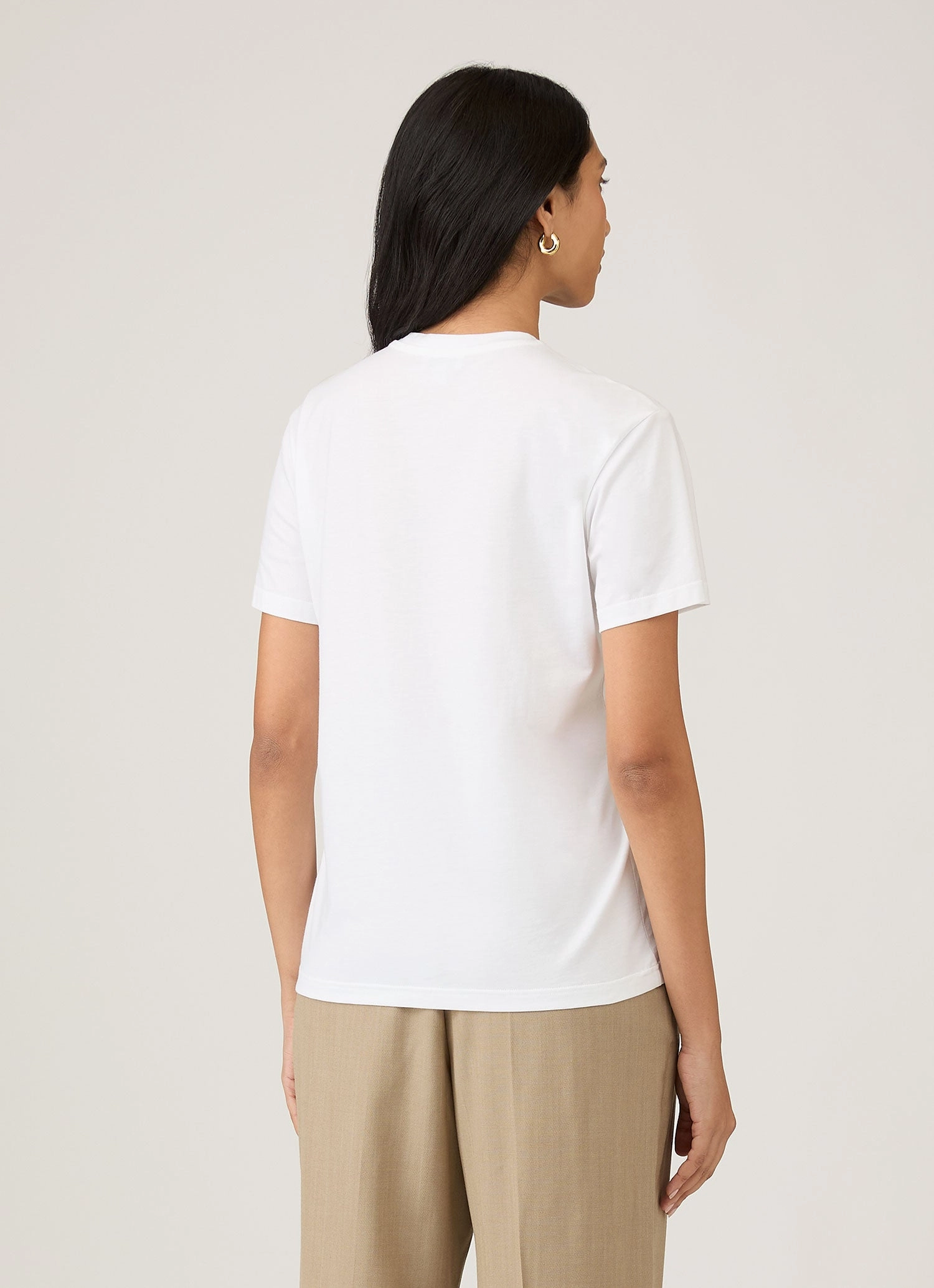 Relaxed fit wear Women's Boy Fit T-shirt in White