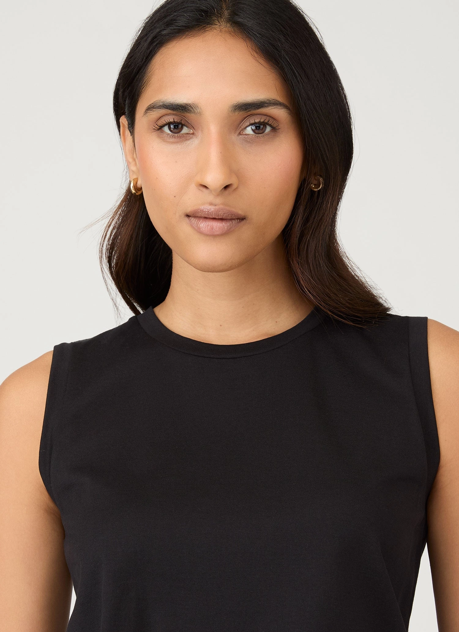 Casual Chic Wear Colorfast Material Women's Boy Fit Tank in Black