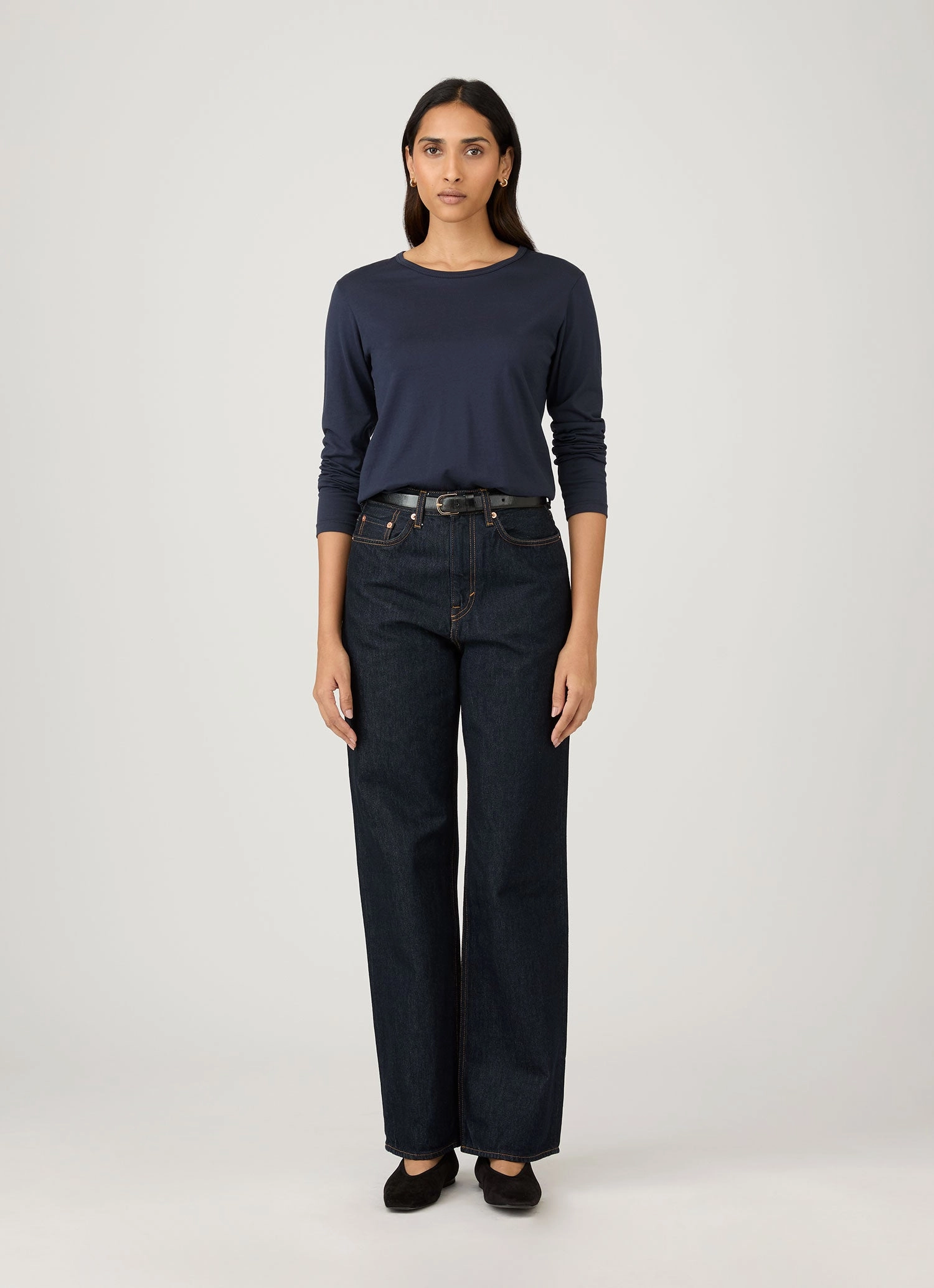 Women's Long Sleeve Classic T-shirt in Navy Seam Free Edging