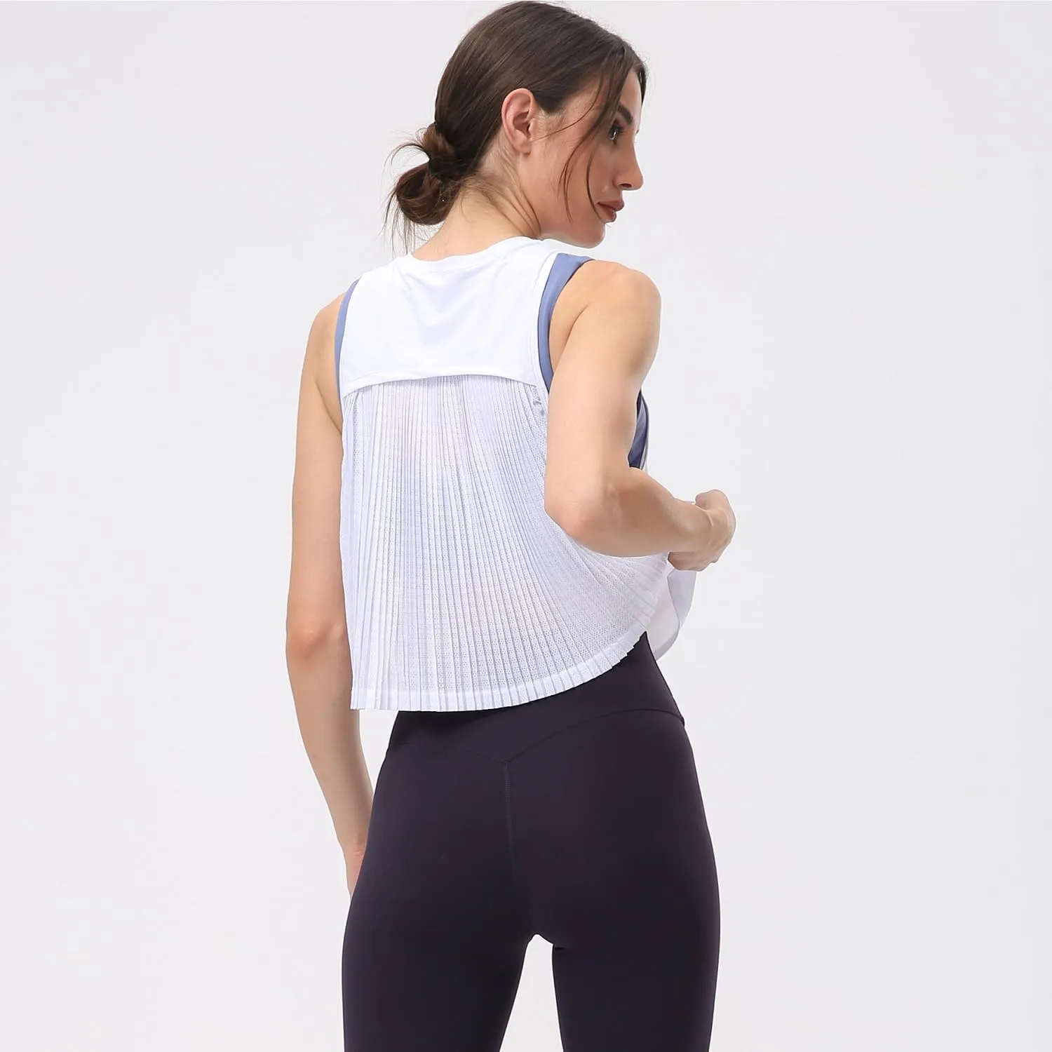 Women's Pleated Cropped Sports Tank Tops Sleeveless Running Workout Tops Active Yoga Tops Shirts