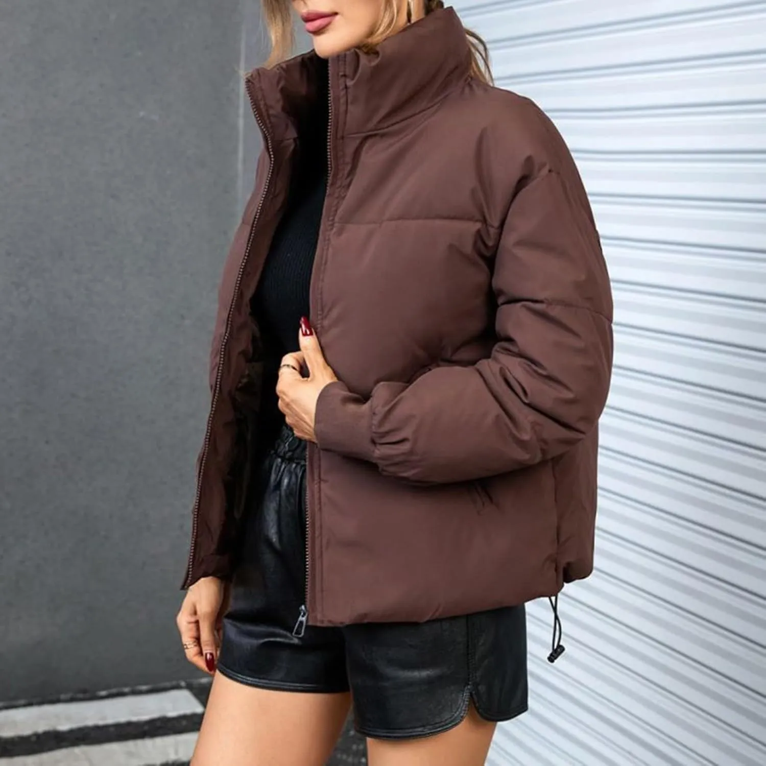 Womens Winter Quilted Jackets Long Sleeve Full Zip Puffer Jacket Short Quilted Warm Puffer Down Coat with Pocket 2024