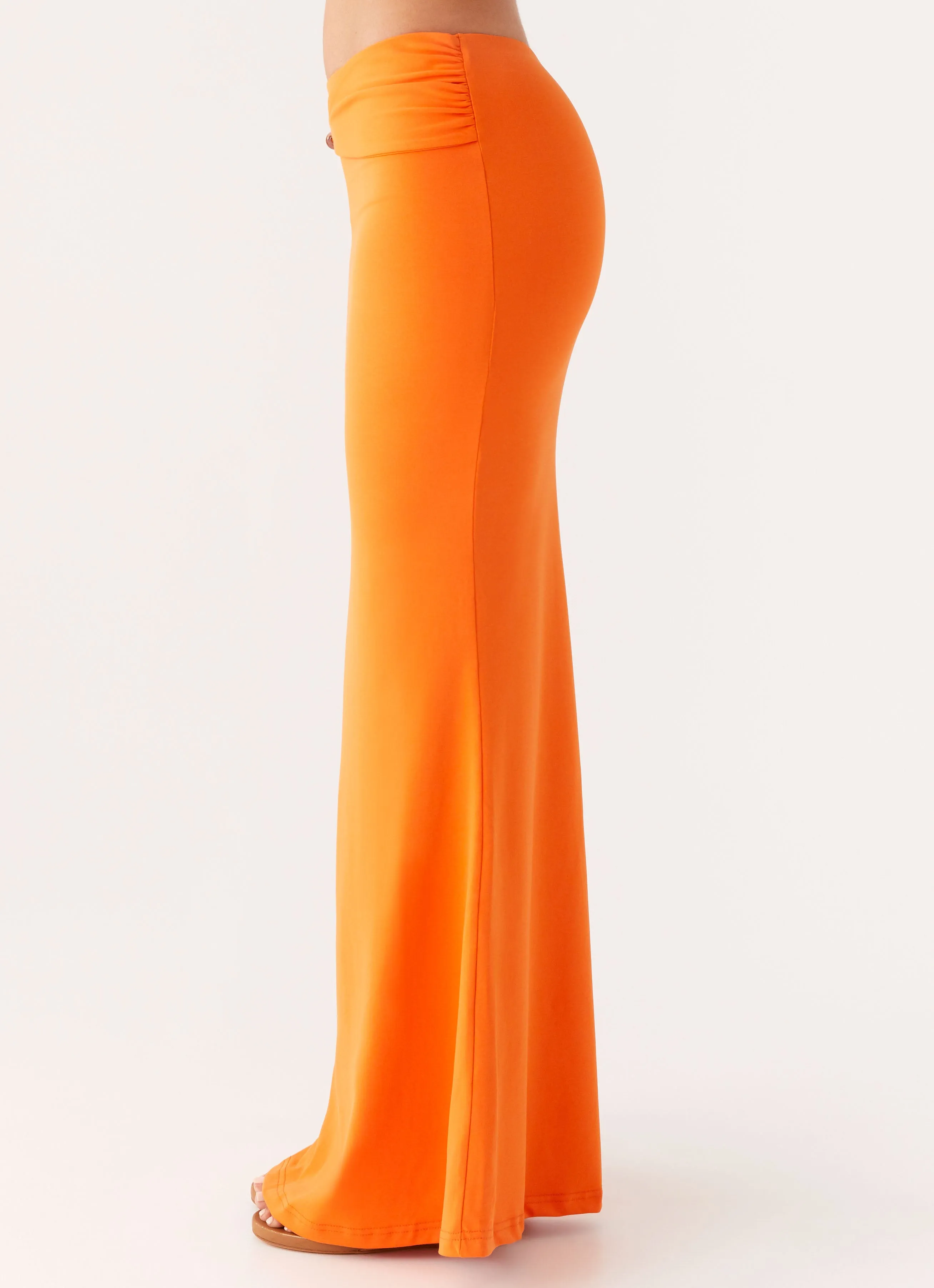 Comfy Movement Mention Maxi Skirt - Orange