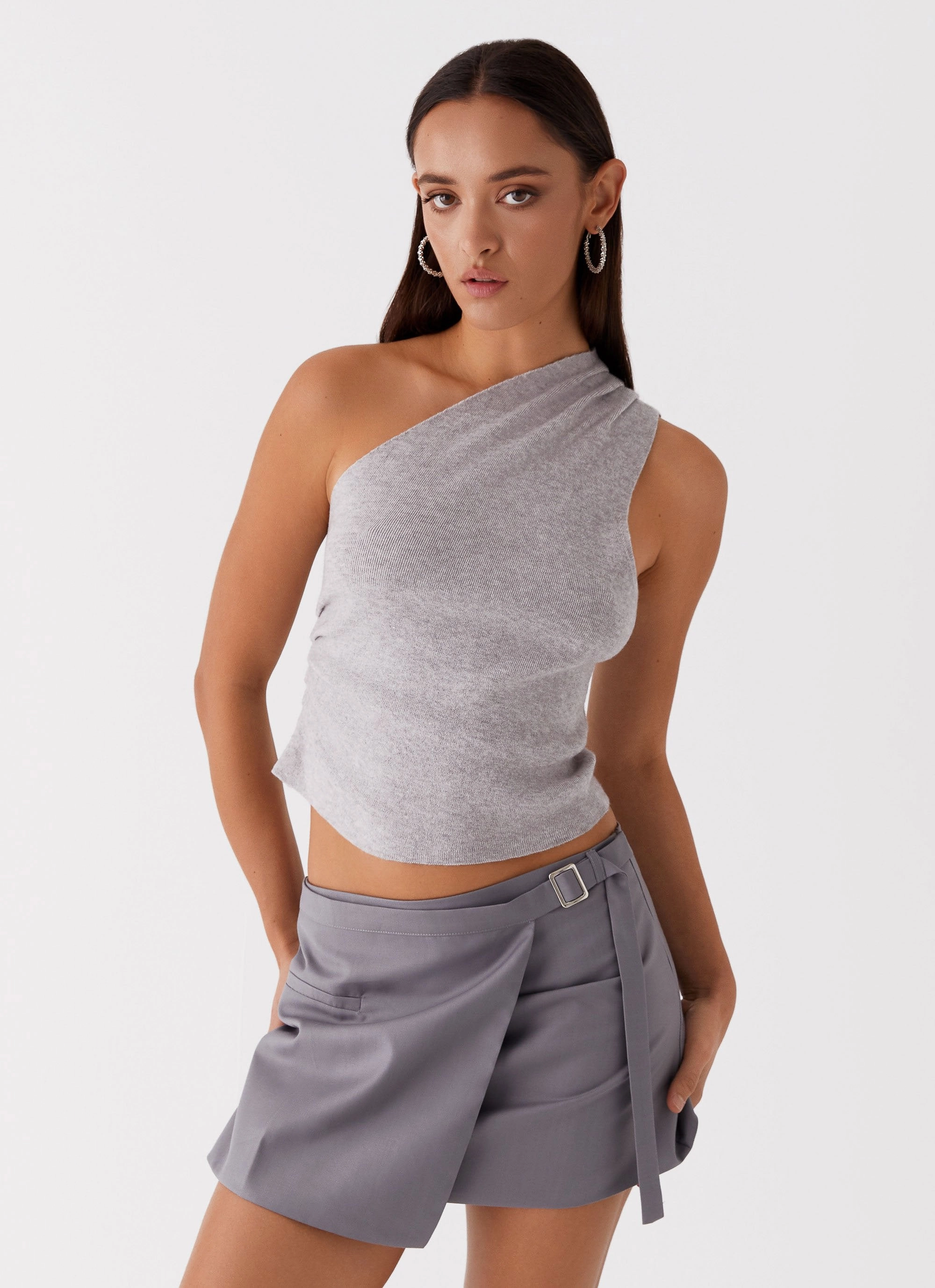 SlimFitAdaptation Indy One Shoulder Knit Top - Grey