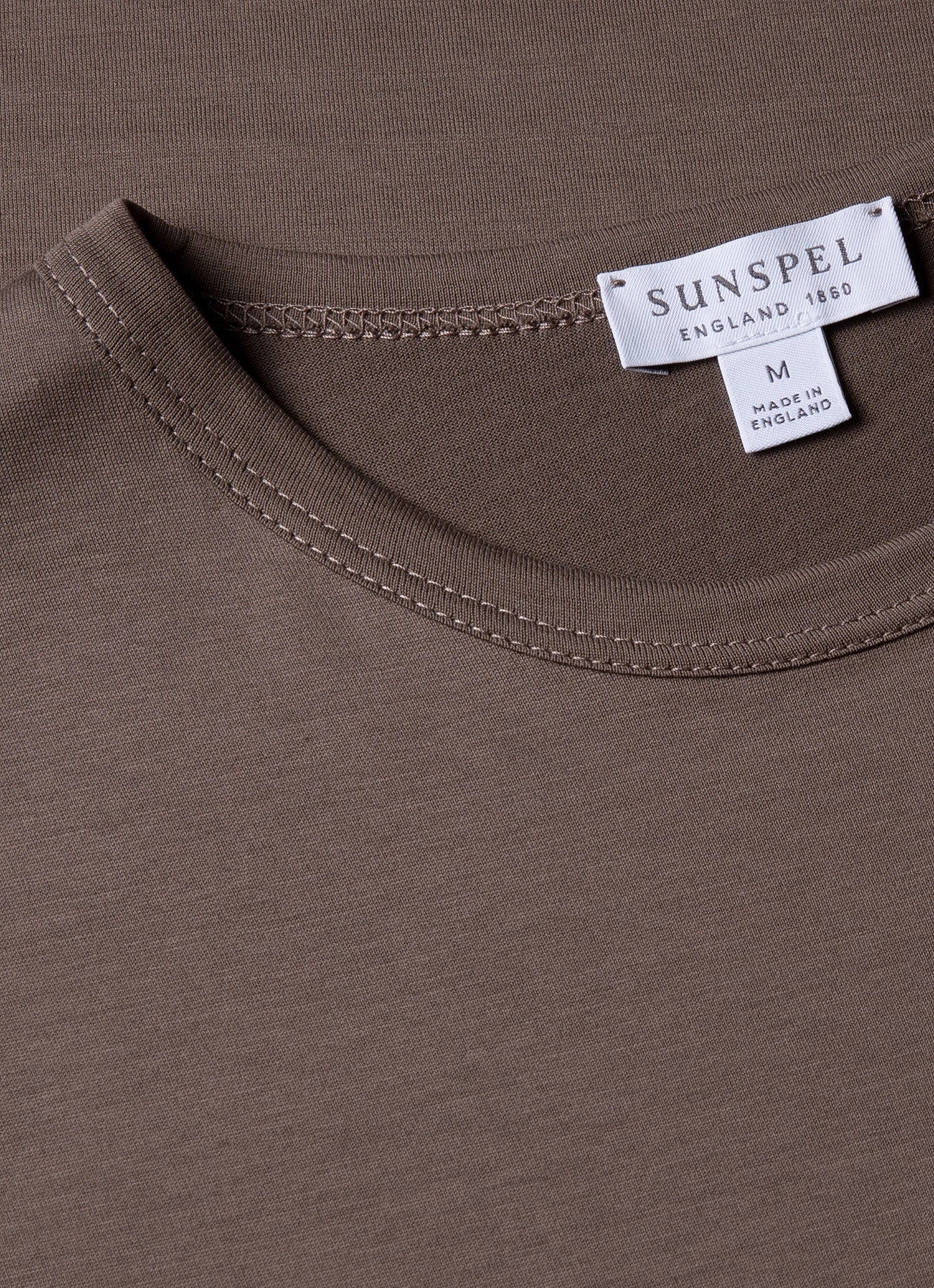 Men's Classic T-shirt in Walnut Timeless Layering