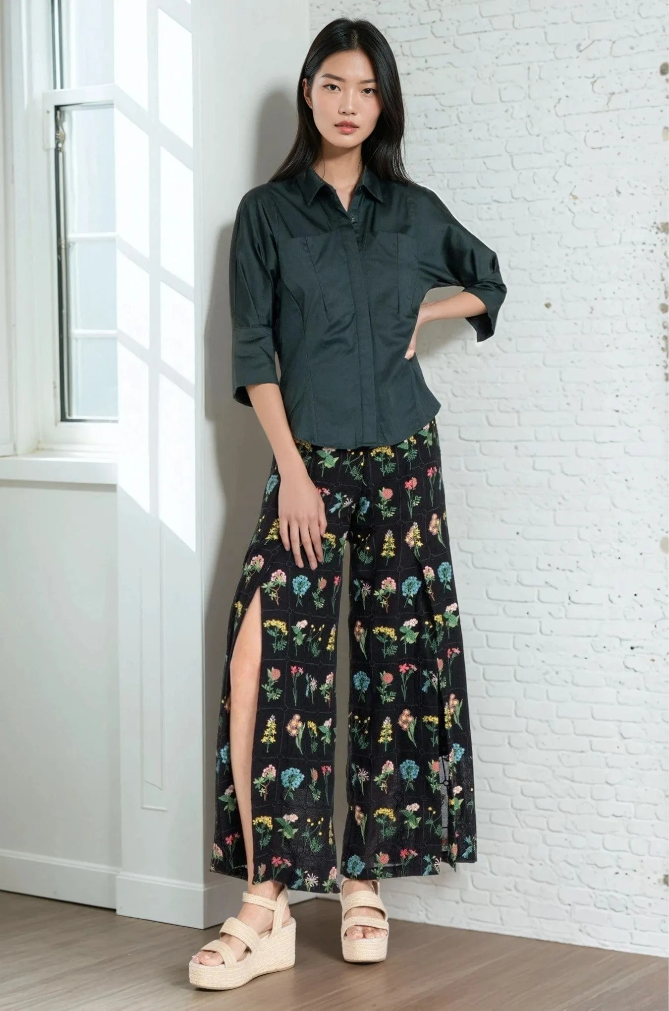 Compact Storage Zaden Pants ?C Botanicals