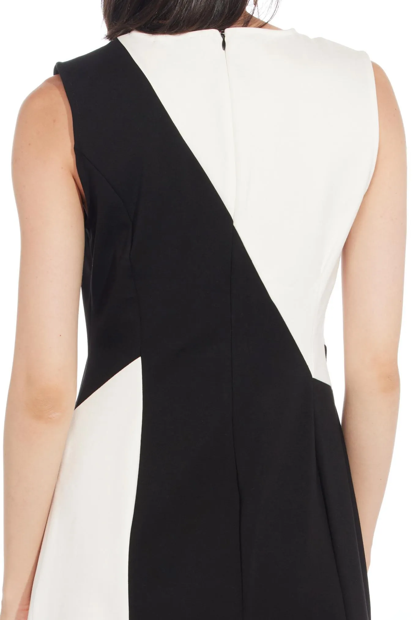Zen Dress - Black and White Bold Elegance Everyday Movement