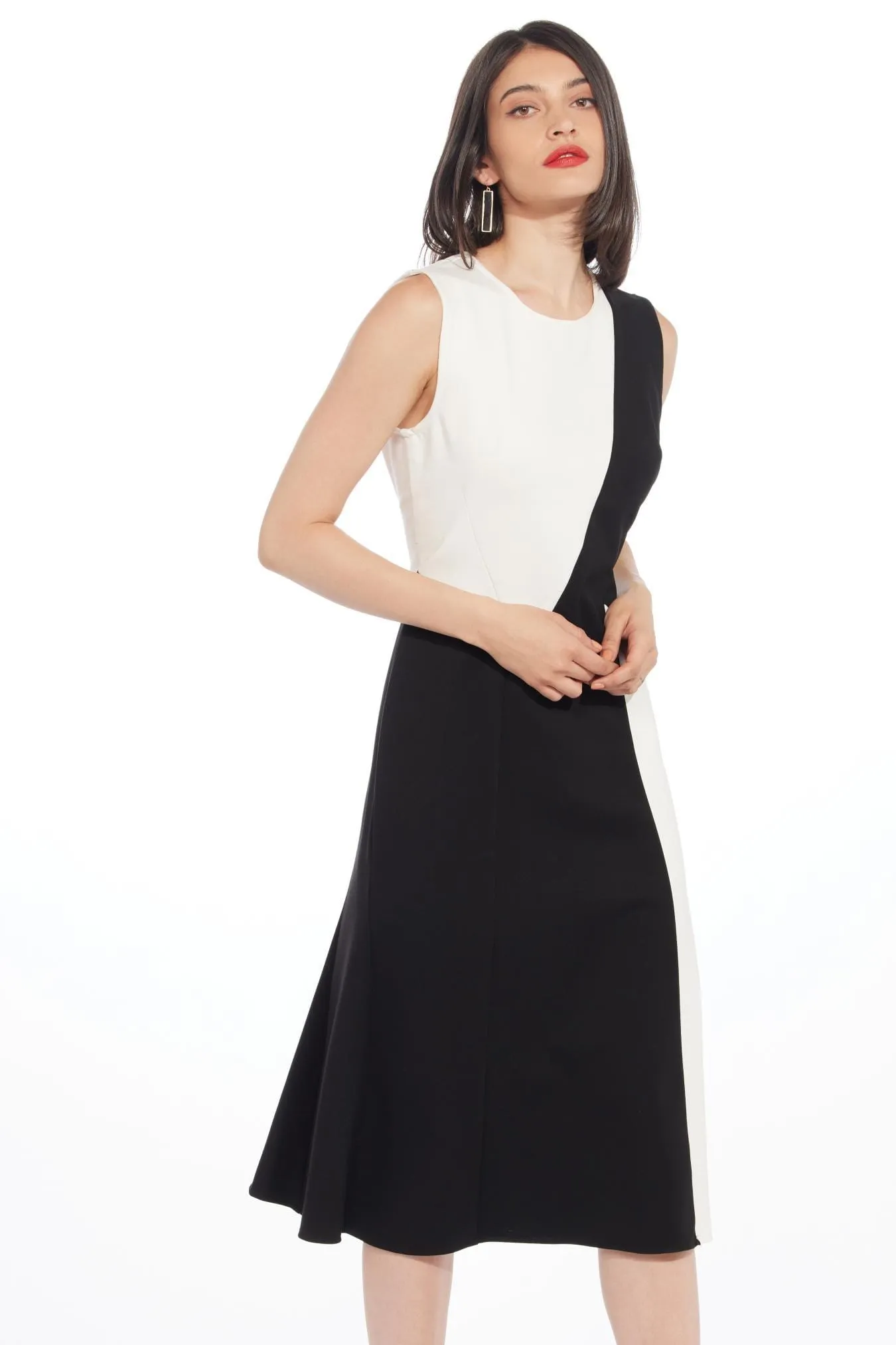 Gender Inclusive Smart Waistband Design Zen Dress - Black and White