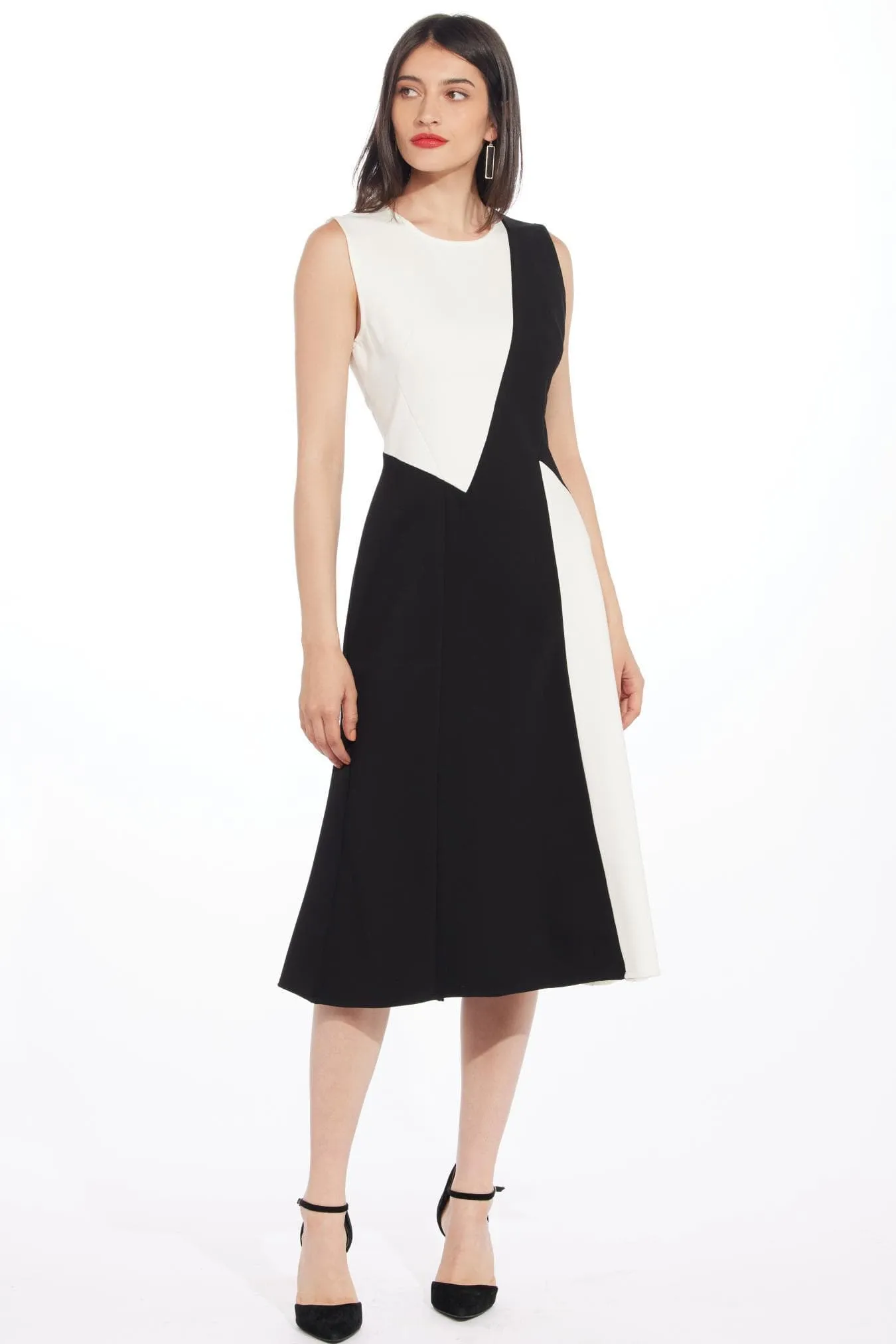 Perfect Wearable Zen Dress - Black and White